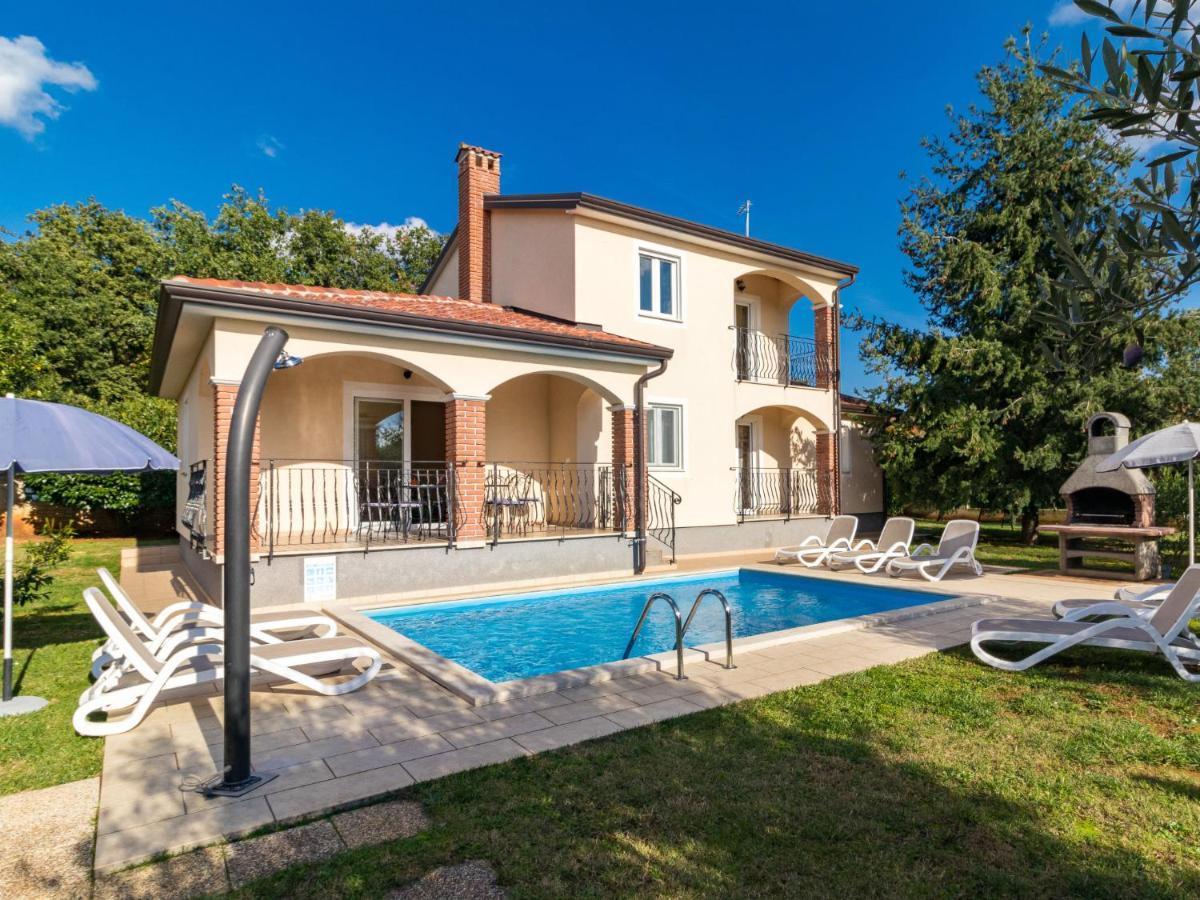 Holiday Home Lara - Prc308 By Interhome Врсар Экстерьер фото